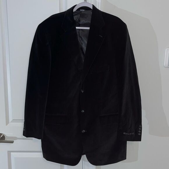 New Men's Velour Black Velvet 3 Button Dress Jacket Blazer Coat Sport Jacket XL - Picture 1 of 4